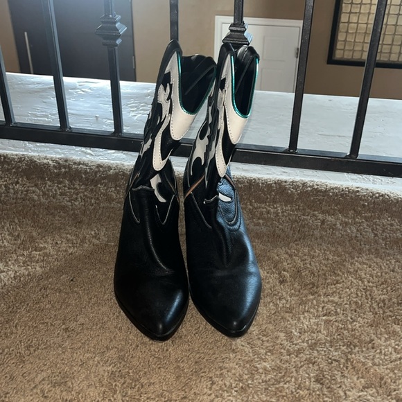 Dolce Vita Landen Cowboy Boots - Picture 4 of 5